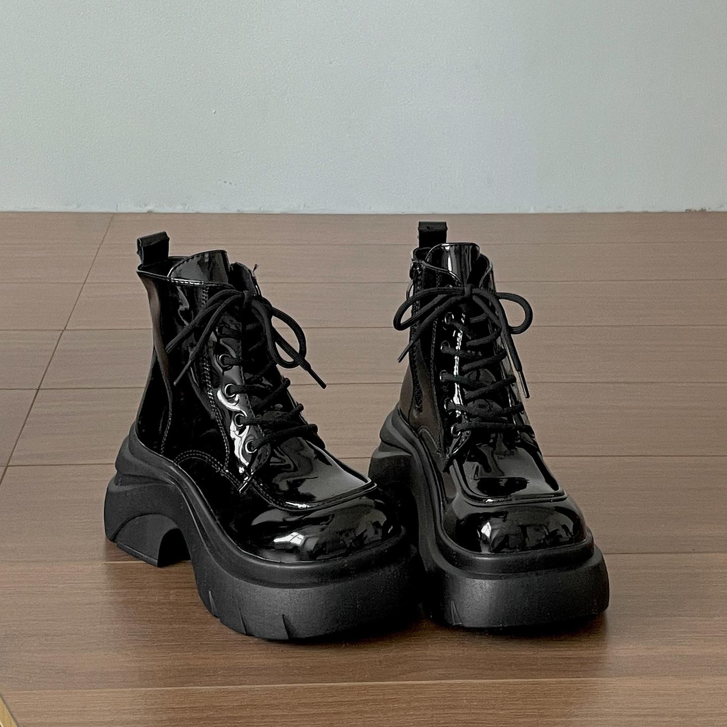 

Retro black British style platform Martin boots women s 2025 new autumn with skirt casual and thin short boots 39