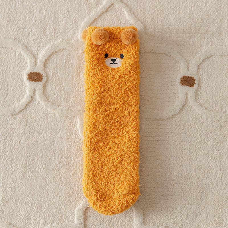 No-Shed Coral Fleece Socks for Women & Girls: Cute Bear Design, Thick Fleece, Mid-Calf, Perfect for Autumn/Winter Sleep.