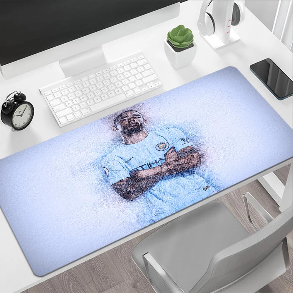 Manchester Crest Large Mouse Pad Keyboard Pad Desktop Mouse Pad Non-Slip Rubber Base Perfect for Office Laptop Gaming Setup