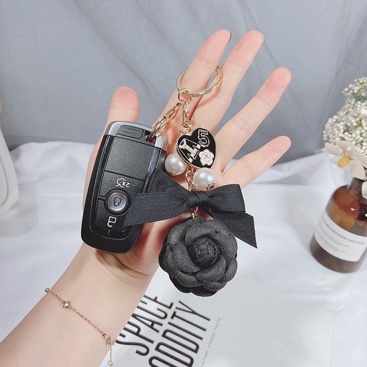 Diy Pearl Chain Double-sided Camellia Keychain - Elegant Korean Fashion Pendant for Women