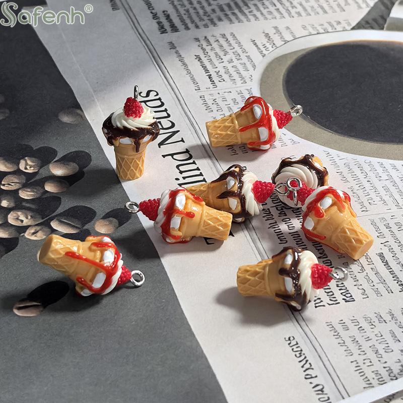 10Pcs DIY Cute Earring Bracelet Accessories Simulated Strawberry Jam Ice Cream Resin 3D Food Pendant For Jewelry Making