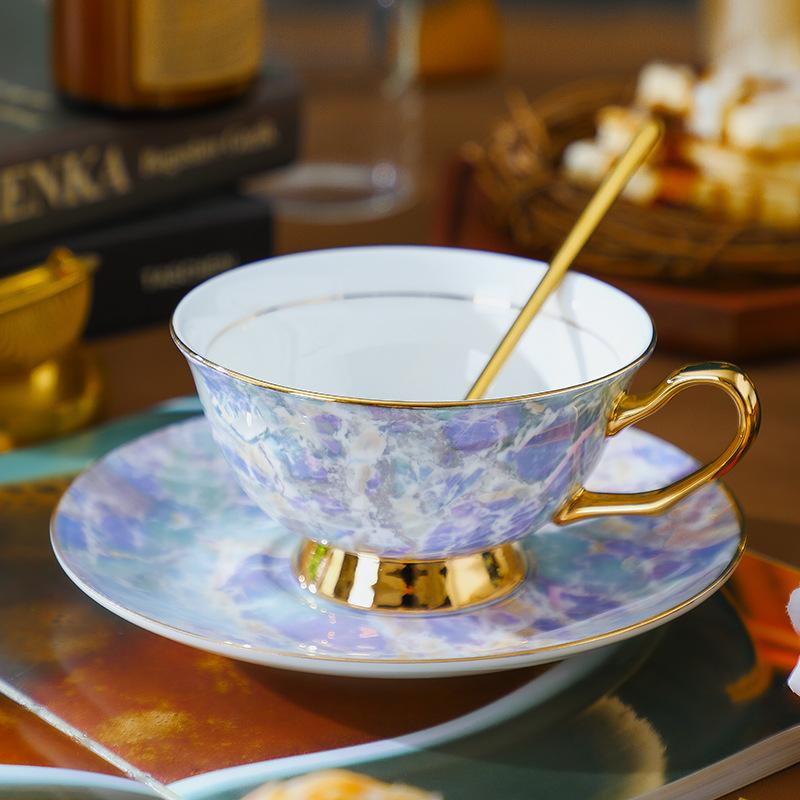 European-Style Bone China Coffee Cup And Saucer Set For English Afternoon Tea Vintage Coffee Cup For Women Wedding Gift
