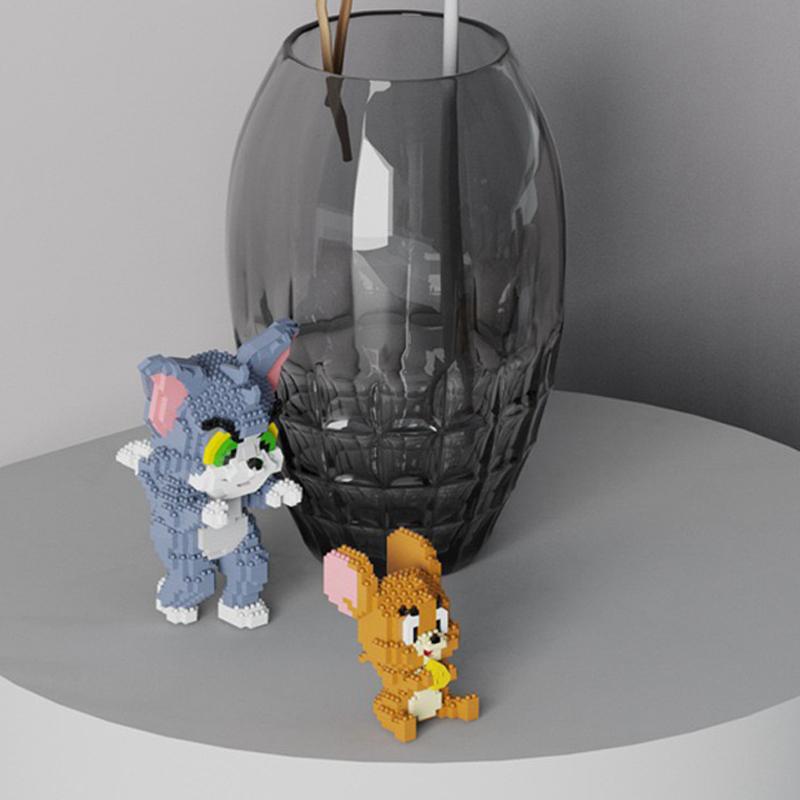 Cute Cat Mouse Game Block Toys Micro Mini Building Blocks Anime Figure Cartoon Toys DIY Assembly Bricks Kids Gifts