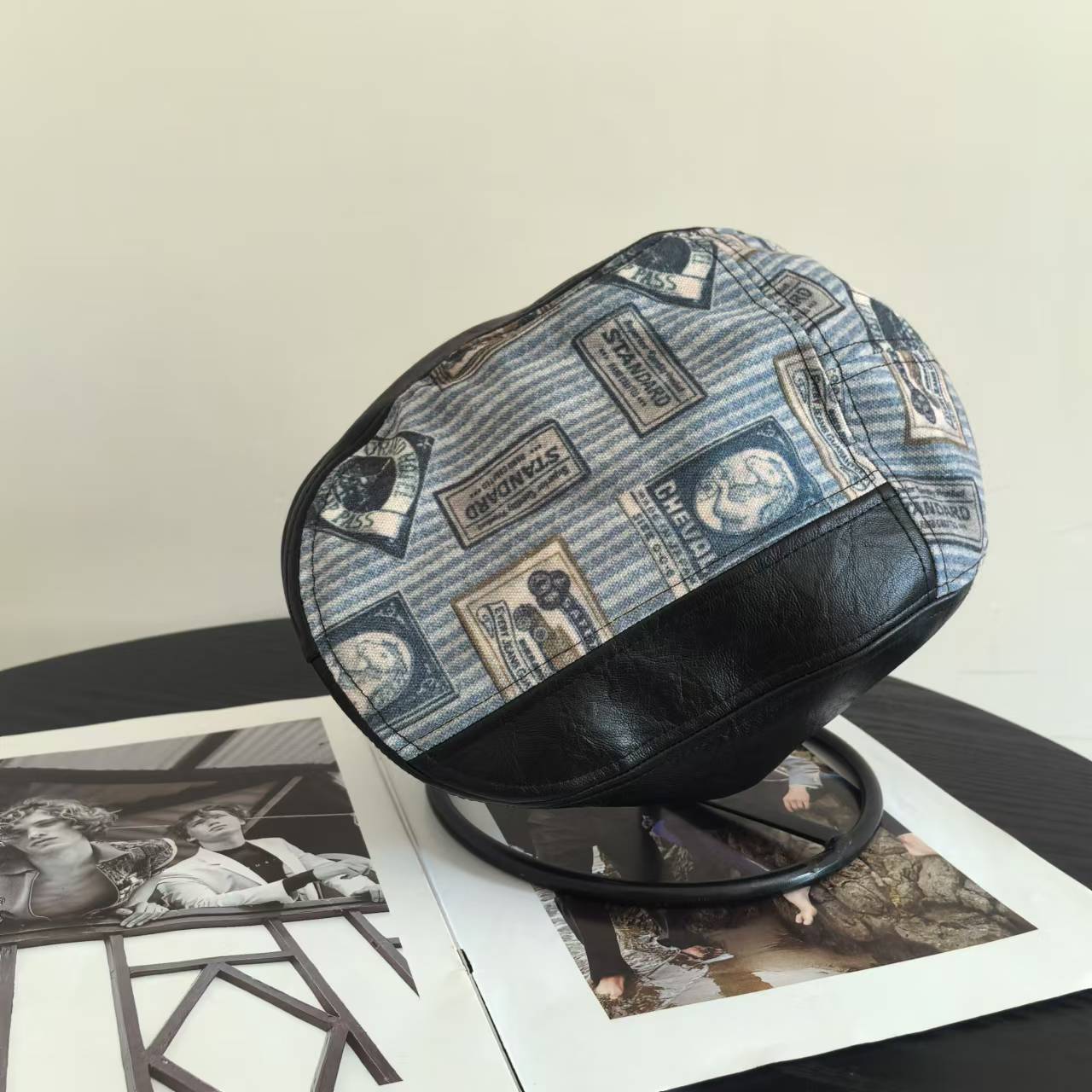 

Американская универсальная нишевая литературная и художественная британская анти-беретная ретро-шляпа Spice Girl с принтом из искусственной кожи с принтом M（56-58cm）