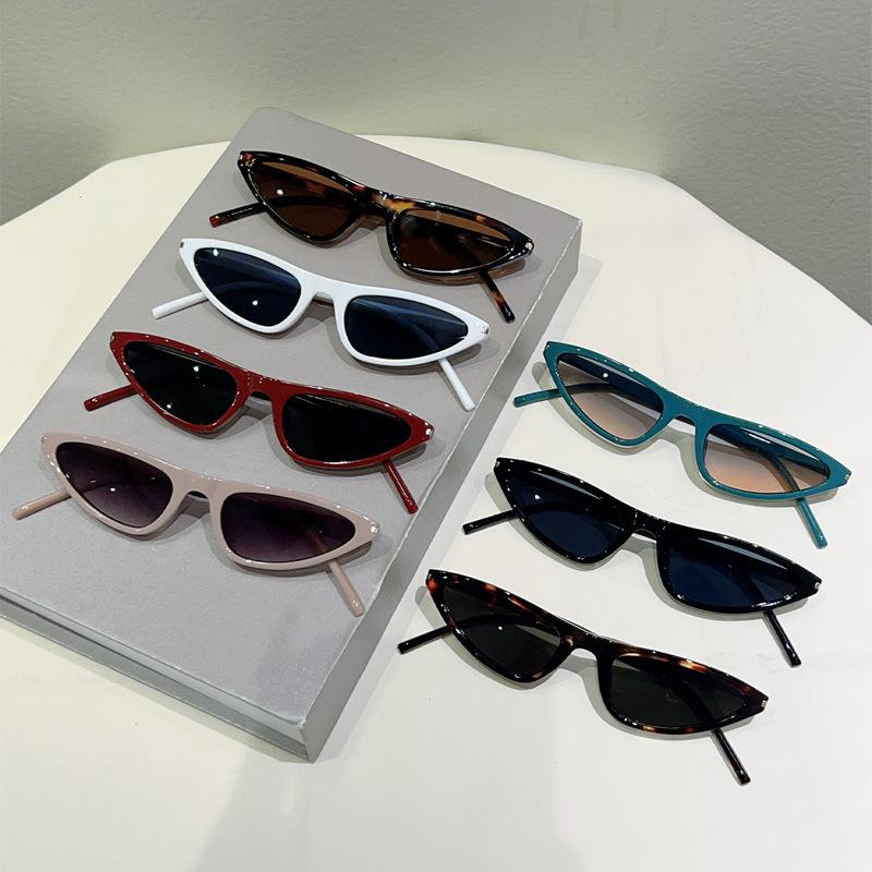 Vintage Triangle Cat Eye Sunglasses Women Men Luxury Designer Sun Glasses Punk Hip Hop UV400 Protection