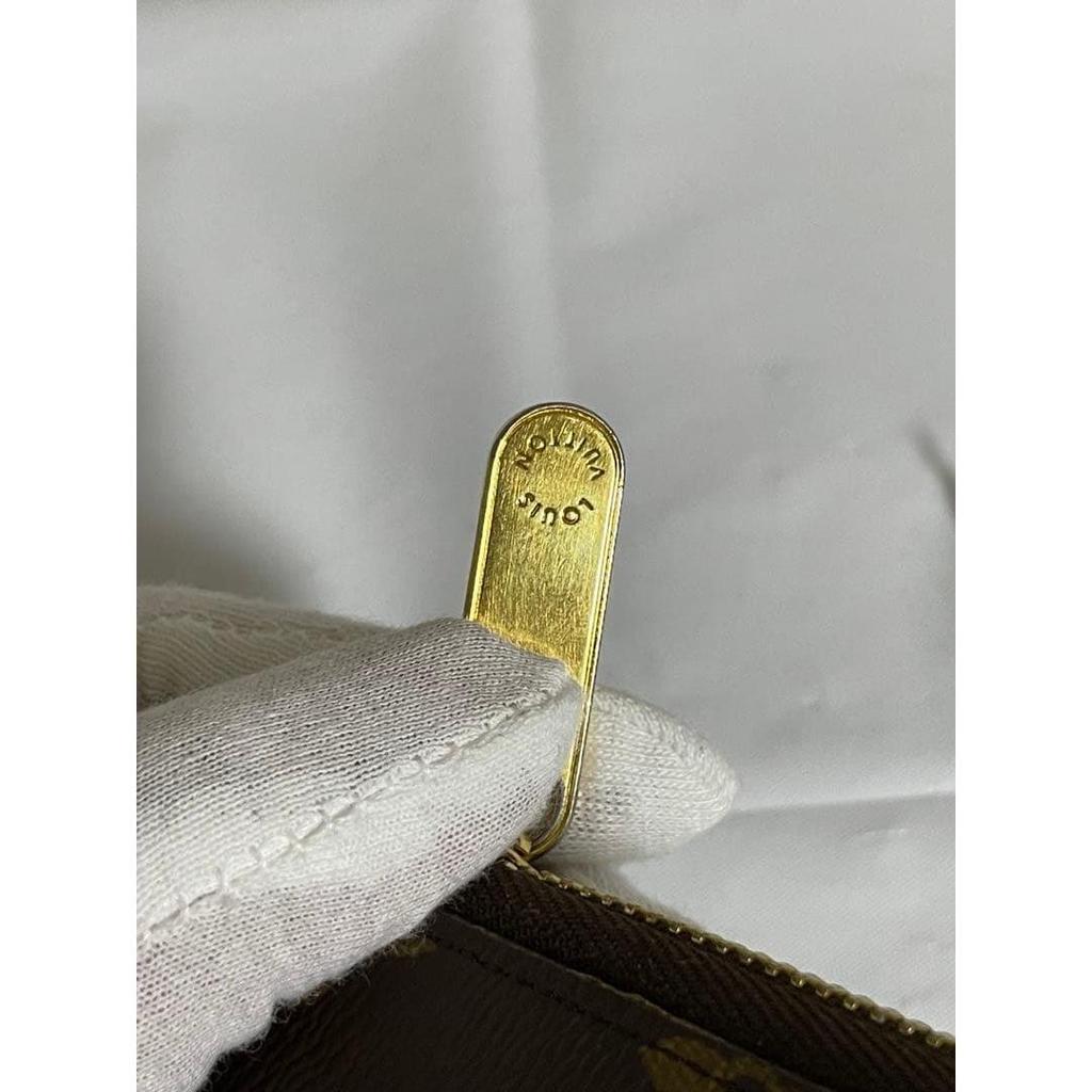 Used LOUIS VUITTON Zippy Wallet