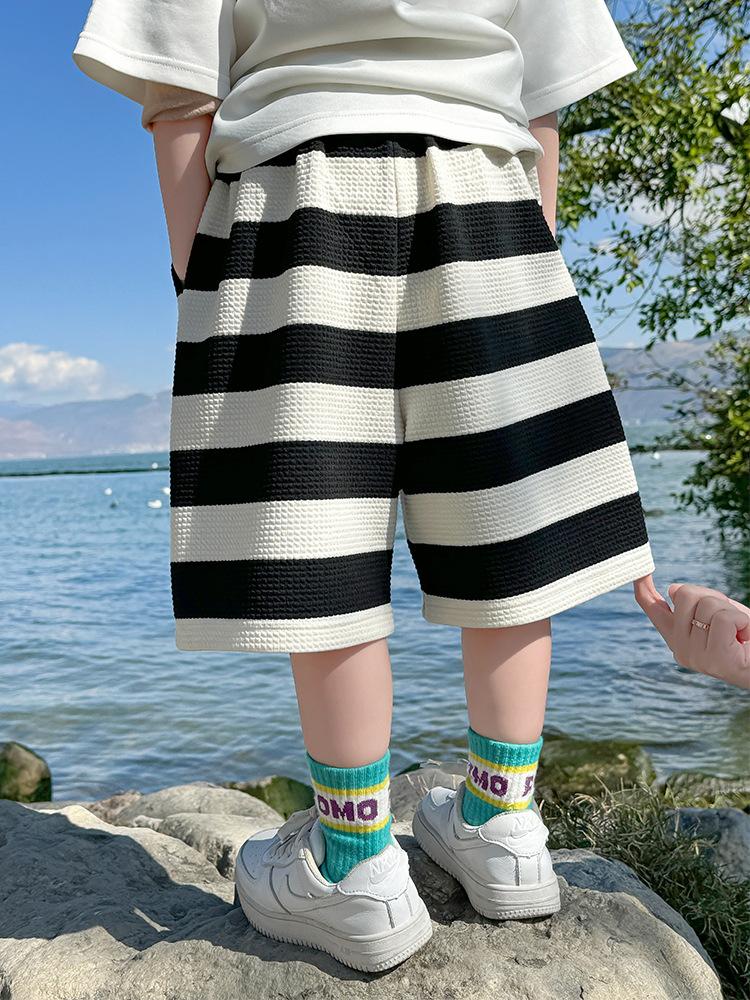 Boys Summer Striped Capri Shorts Loose Fit Breathable for Spring and Summer