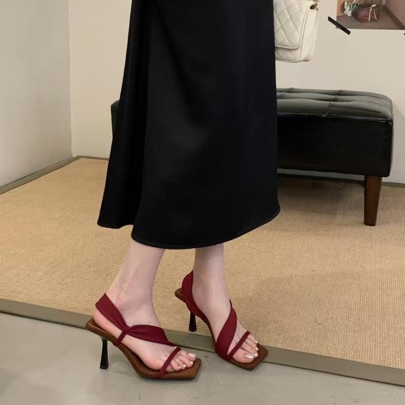 Retro square-heeled sandals one-word high heels French elegant cool slippers one-pedal open-toed high-heeled slippers