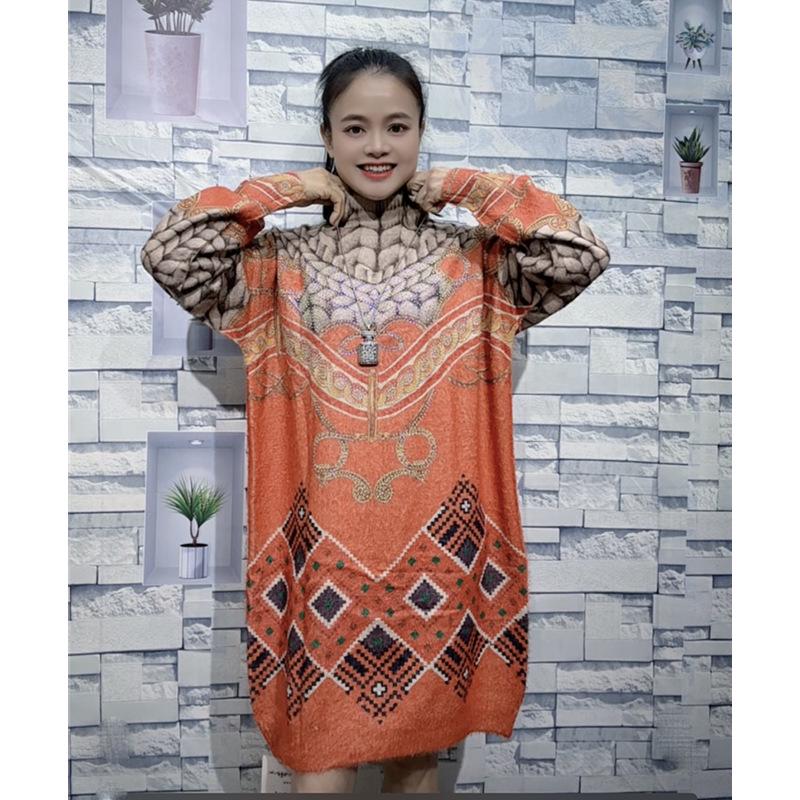 Plus Size Women's Mink Velvet Printed Sweater with Half-High Collar