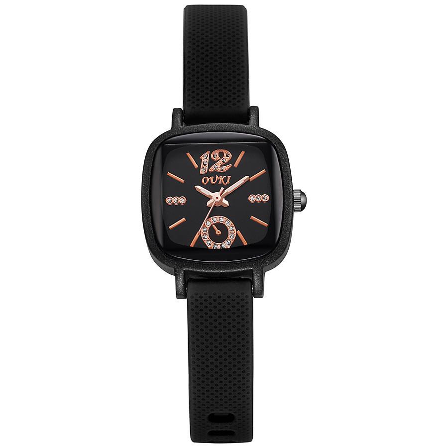 Fashion Square Silicone Watch For Women With Quartz Movement And Decorative Dial Black