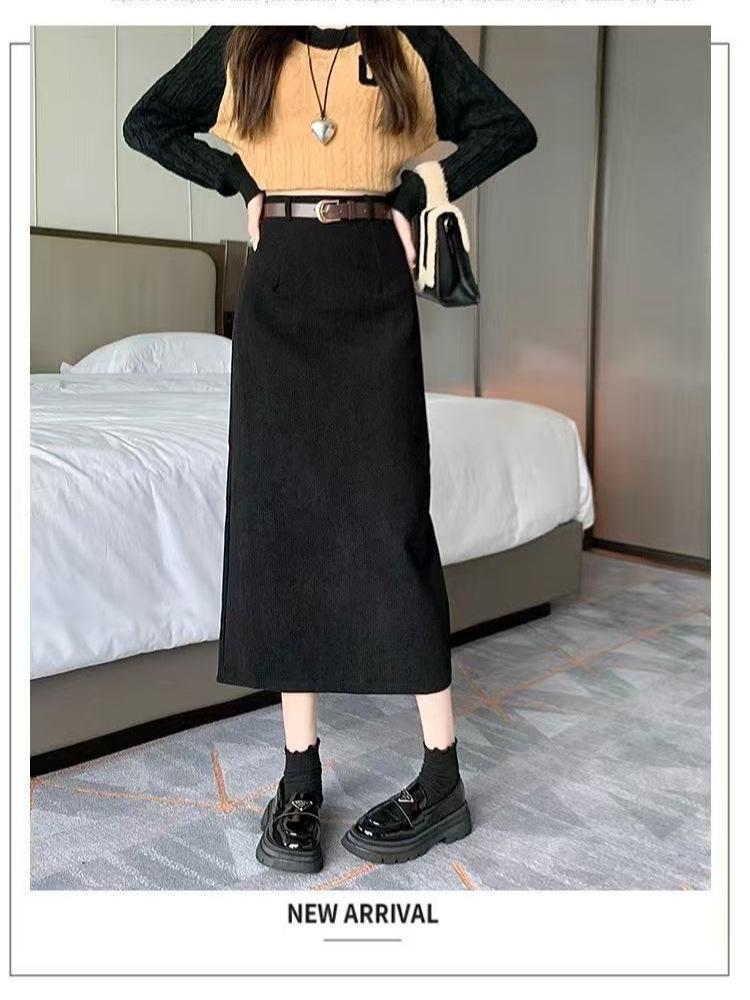 Women's Brown Corduroy High-Waist Pencil Skirt with Slit – Slimming Autumn/Winter 2025
