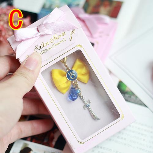 Bandai Gashapon Sailor Moon Transformer Magic Wand Box Egg Mobile Phone Chain Pendant Pendant Figure Playthings