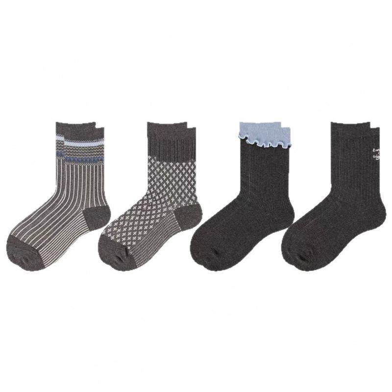 Female Autumn Fashion New Vintage Stripes College Wind In The Tube Pile Socks