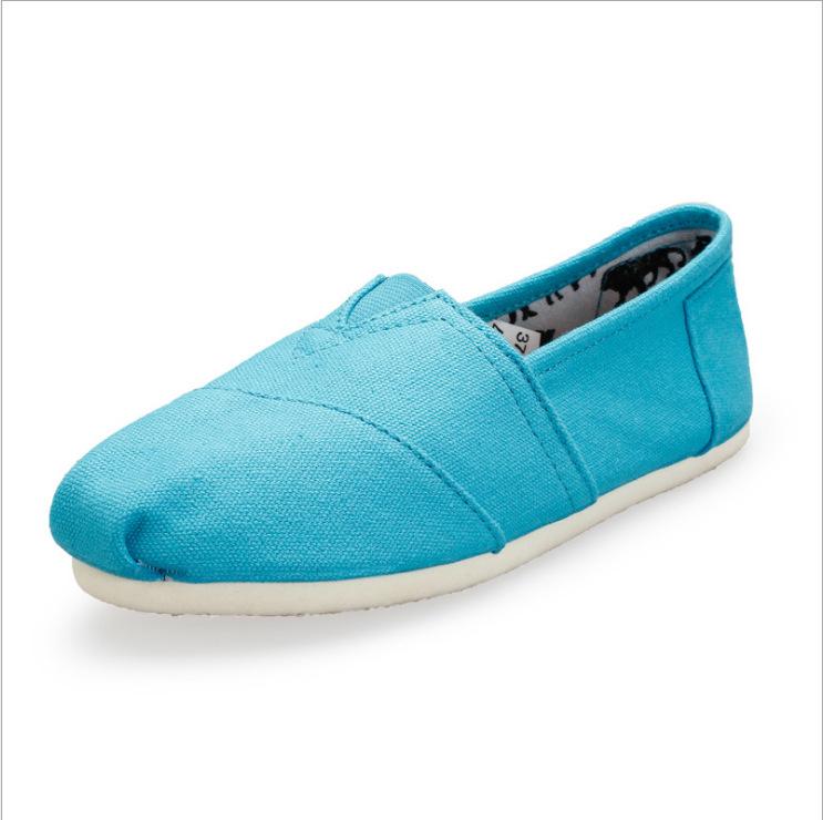 Comfortable Canvas Slip-On Shoes for Men and Women