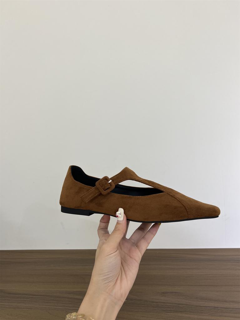 Retro soft-soled evening shoes women's 2025 autumn new Korean version versatile pointed shallow mouth single shoes