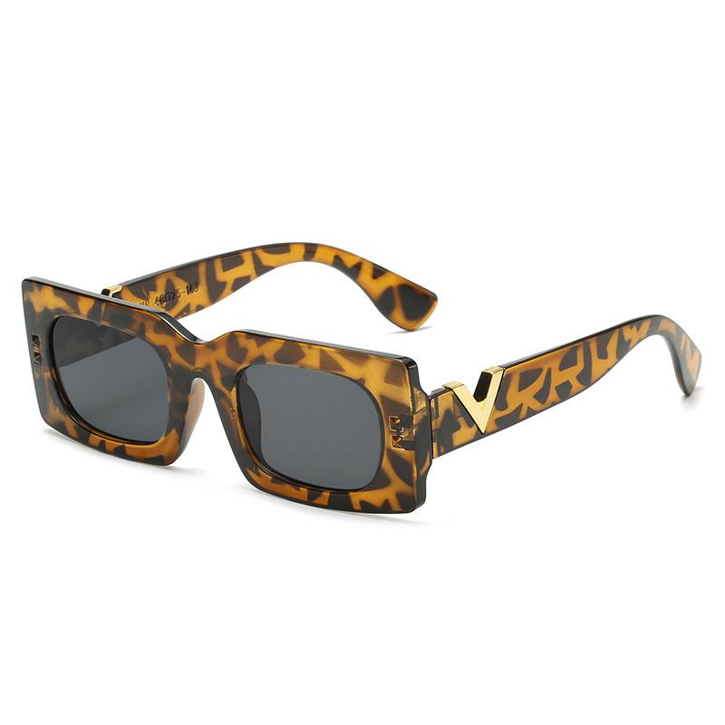 New Small Frame V-shaped Sunglasses Women's Fashion Hip-hop Square Glasses Internet Celebrity Street Sunglasses S