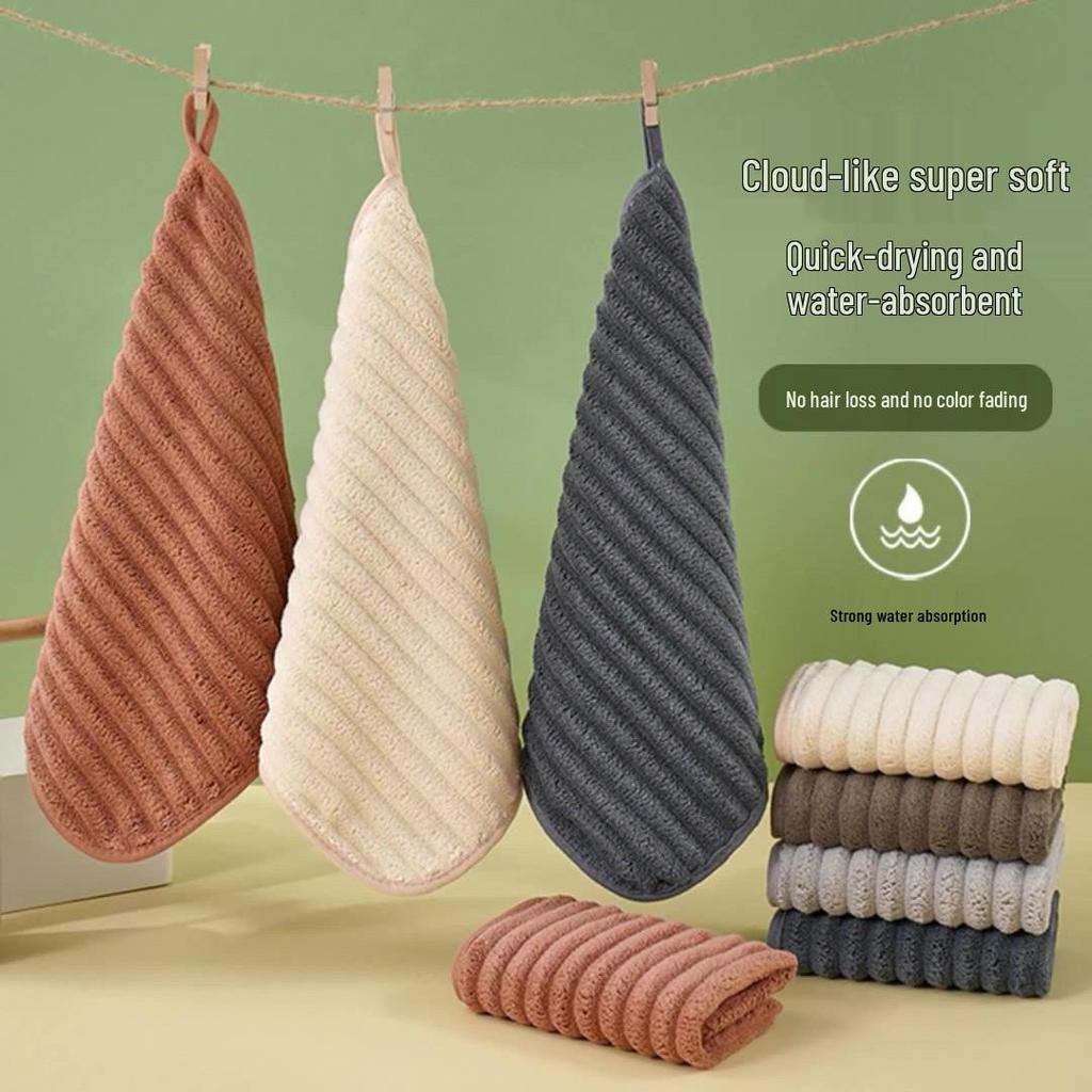 Rychleschnoucí ručník z oboustranného fleecu s pruhy v barvě cukrové vaty