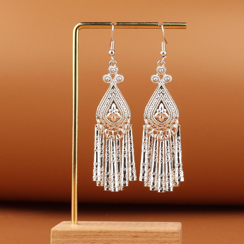 Retro Miao Silver Tassel Earrings: Ethnic Yunnan Long Dangle Women's Jewelry