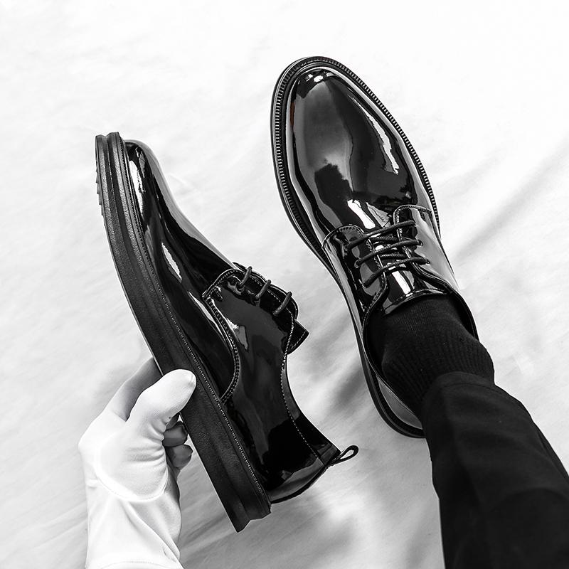 Fashion White Classic Office Men Shoes Wedding Men Formal Shoes Luxury Fashion Groom Wedding Shoes Men Oxford Shoes Dress Leather Shoes
