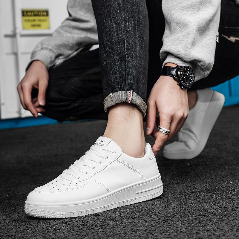 Men's Oversized Breathable Fashionable Retro Board Shoes Sports and Casual Shoes Thick Soled White Shoes