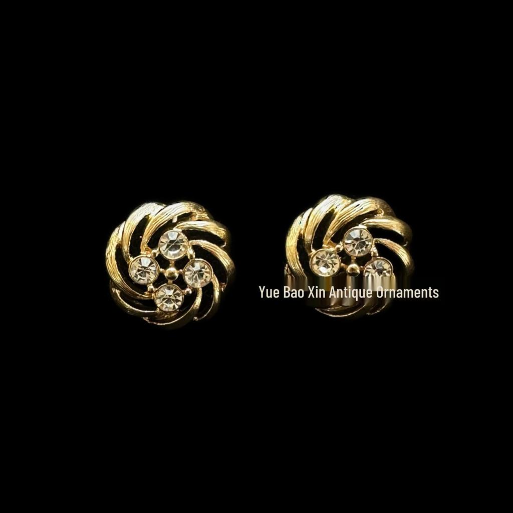 Vintage Plain Gold Diamond-Inlaid Stud Earrings & Necklace Set in 925 Silver for Women
