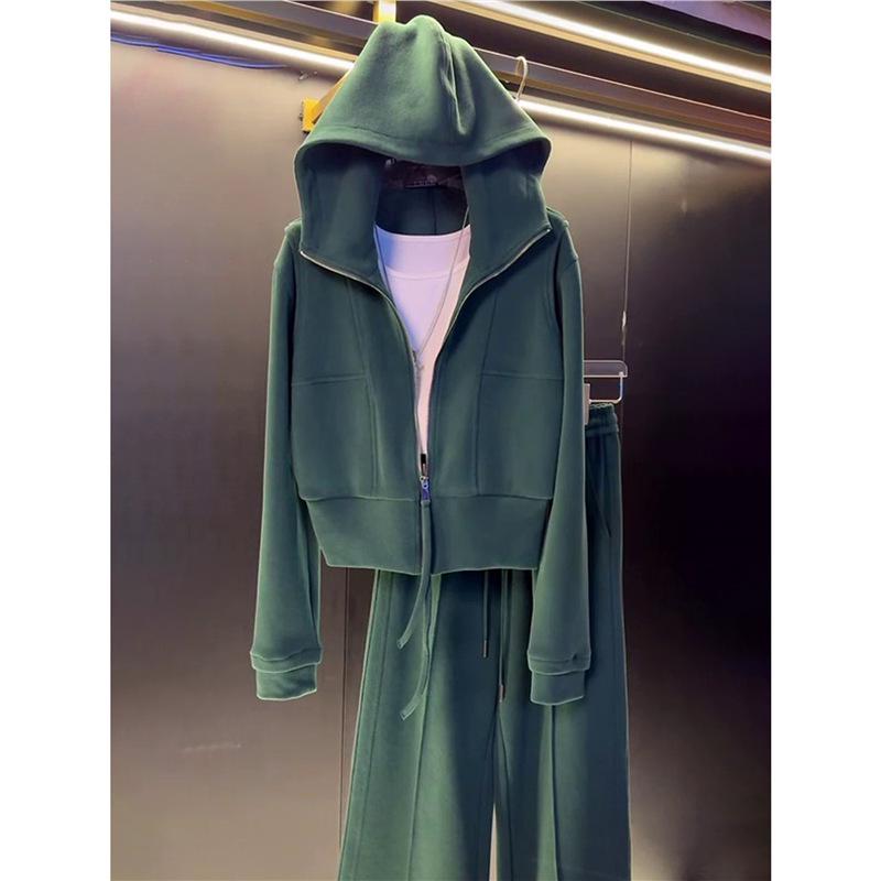 

Women s 2025 Winter Fashion Sport Suit: Age-Reducing Jacket & Wide-Leg Pants Two-Piece Set XXL (131-150 lbs)