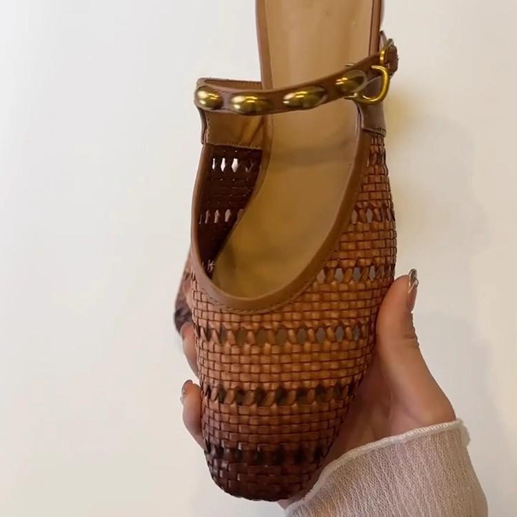 Soft leather version~ Gentle and versatile low-heeled woven toe shoes women's French metal one-word belt hollowed-out breathable half-slippers