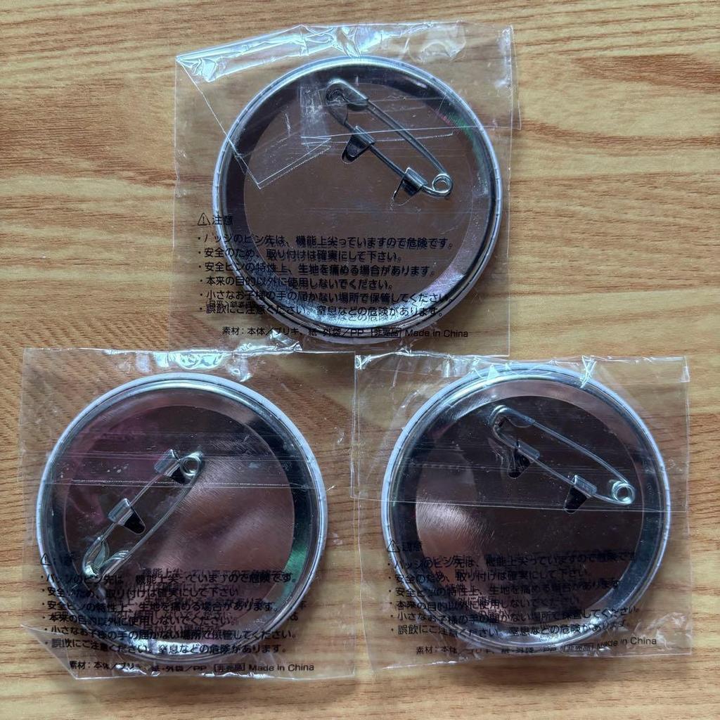 ONE PIECE Natsucomi 2015 Shueisha Can Badge 3 Brothers Set