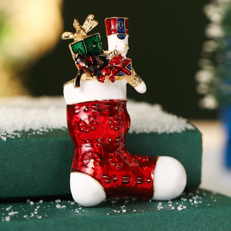 Hot Sale Cartoon Brooch Creative Design Diamond Festival Tree Ping An Fruit Cane Holiday Christmas Brooch