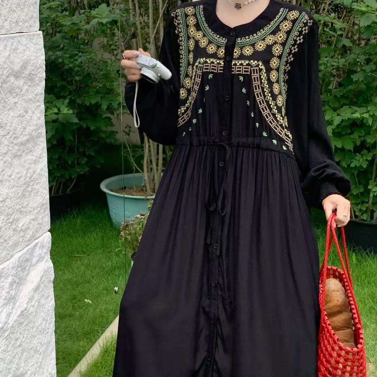 

Винтажный зеленый халат с длинным рукавом Осень Новый круглый вырез Вышивка Вечерние платья Дизайн с кулиской на талии Прямая одежда One Size чёрный