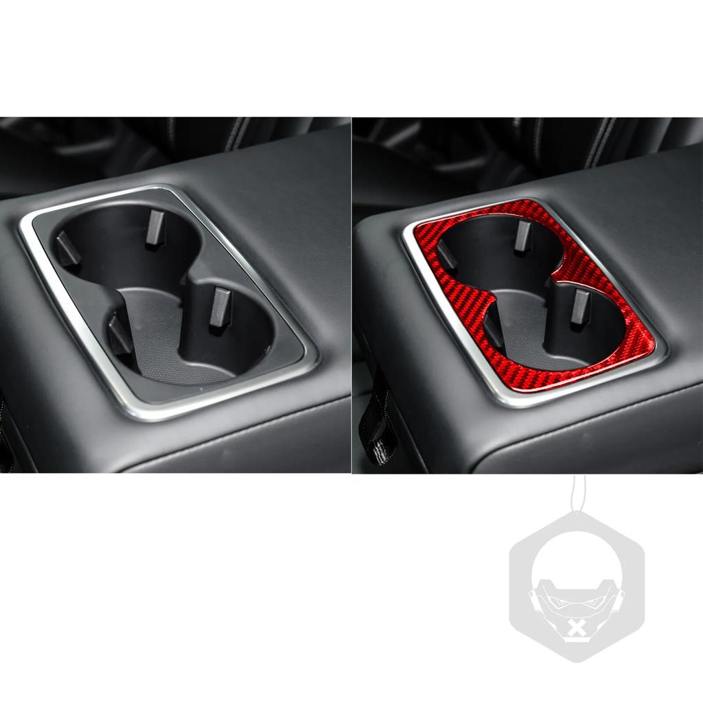 Für Ford Mustang Mach E 2022 Autozubehör Autoinnenraum hinterer Getränkehalter Verkleidungsaufkleber Änderungsdekoration