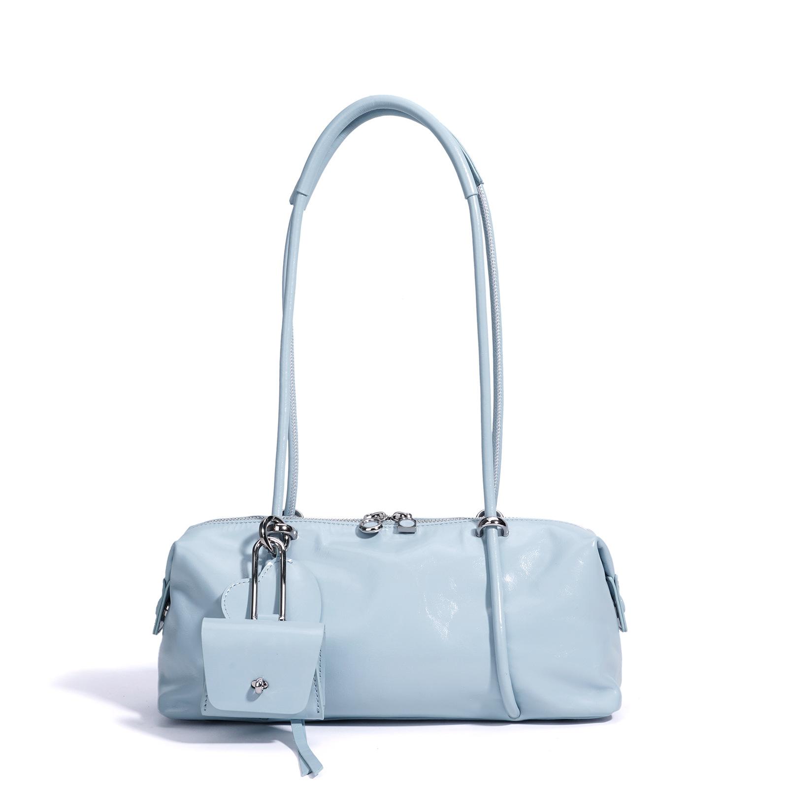 Baguette bag women s leather new portable shoulder bag summer high-end large-capacity commuter women s bag