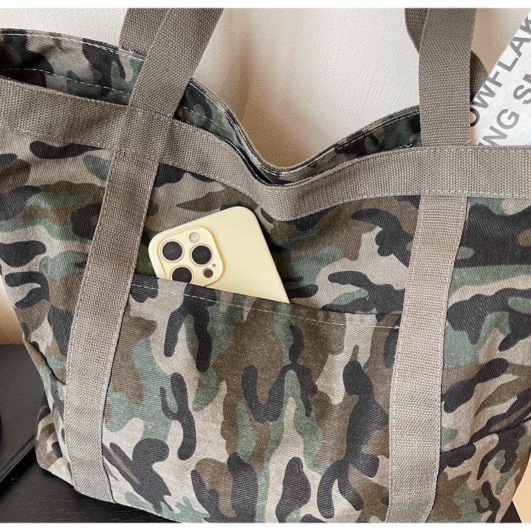Borsa a Tote in Tela con Stampa Leopardo - Borsa a Spalla di Grande Capacità per Donna, Perfetta per il Tempo Libero o per il Lavoro.