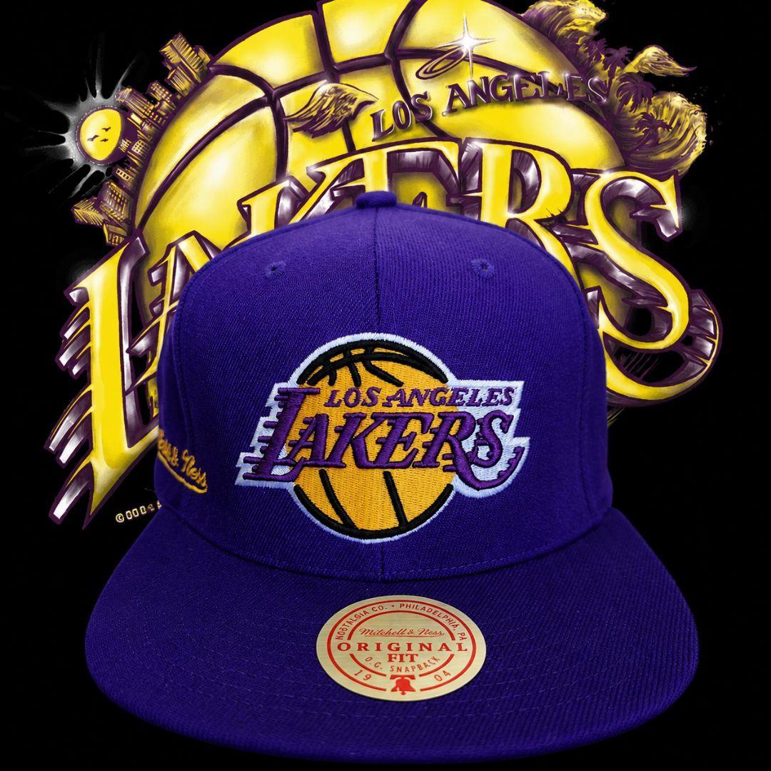 Used New, unused [Mitchell & Ness LA Lakers cap]