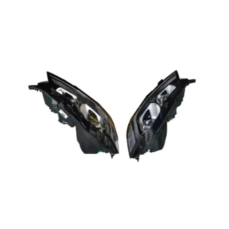 XFL Front Headlight Compatible: T2H24582, T2H24590