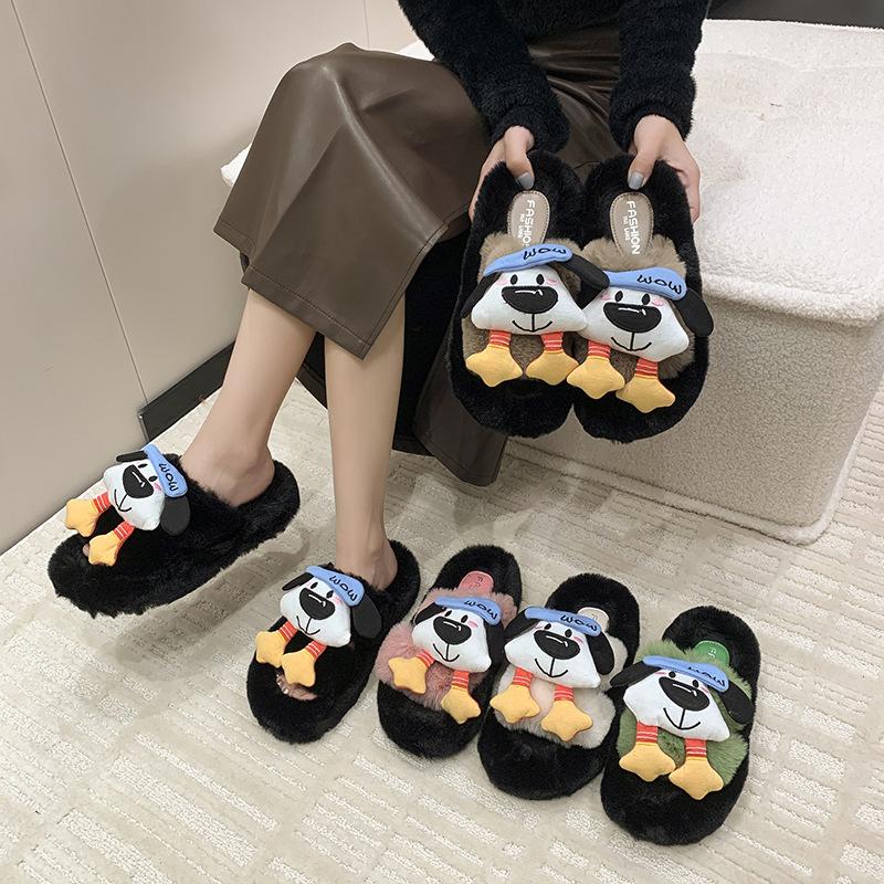 Niedliche Cartoon-Puppe Mädchen Hausschuhe Baumwollhausschuhe Herbst und Winter Nische Indoor Zuhause Rutschfest Warm Flauschige Hausschuhe