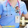 2D Flat Cute Medical Acrylic ID Badge Holder With Retractable Reel Detachable Lanyard, Durable Nurse Card Clip With Smiling Doctor Nurse Pattern