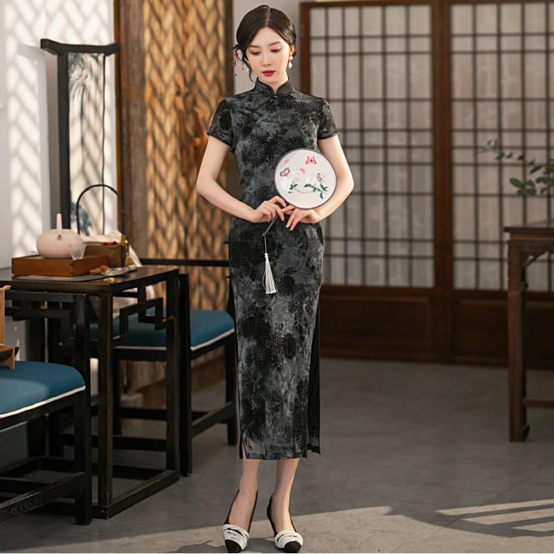 Vintage-Inspired Chinese-Style Long Cheongsam Dress Women Slim Fit Retro Qipao With Stand Collar Closure 2025