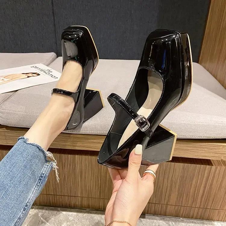Fashion Platform Pumps Women's 2025 Square Toe Thick Heels Mary Janes Women's Patent High Heels Party Shoes Square Toe Square Heel