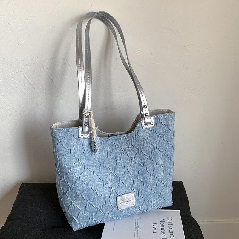 

Denim bag women s large-capacity new summer leisure shoulder college student class commuting tote bag синий