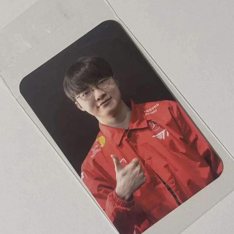 

T1 T1 Booth Paker Photocard Faker
