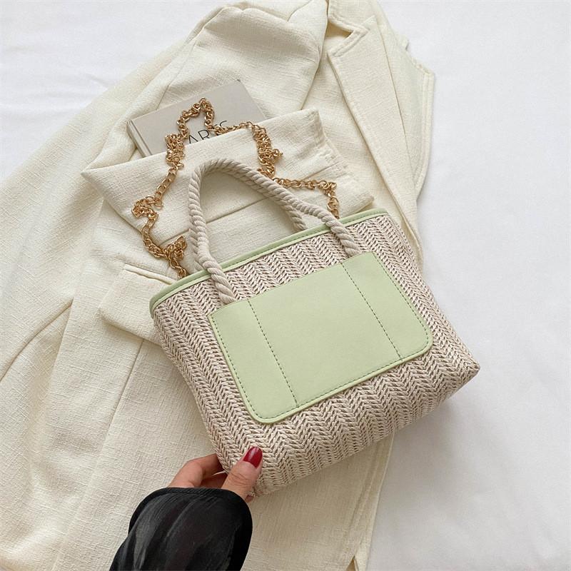 Schicke und stilvolle Damen-Umhängetasche, moderne Tote mit trendigem Kettenriemen