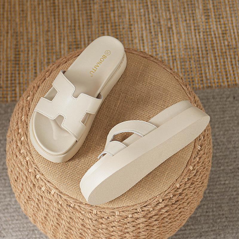 Women's Leather Platform Sandals, 2025 Style, Summer Outdoor Fashion, Versatile, Height-Increasing, 'Stepping On Cloud'.
