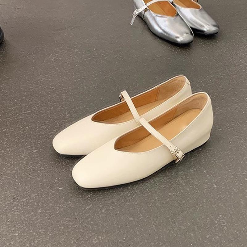 Spot second hair~ Grape mother French gentle word with bag head shallow mouth inner height increase silver Mary Jane single shoe women