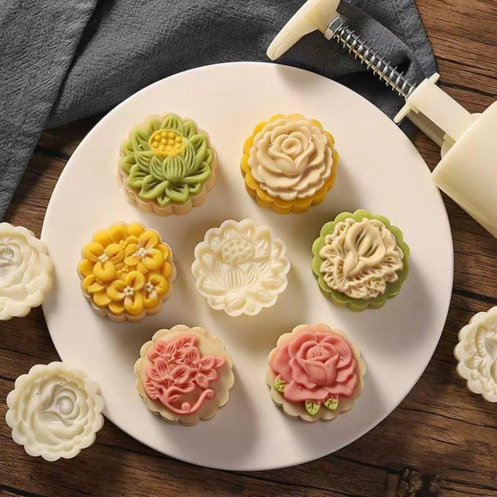 Plastic Mooncake Mold 7Pcs Set Hand Press Flower Shaped Cookie Cutter 11g DIY Baking Tool for Fondant Cookie Cake