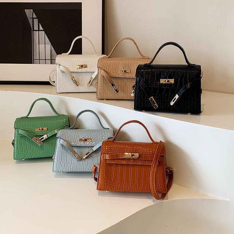 French Niche Design Stone Pattern Bag Women's 2024 Spring New Texture Handbag Retro Fashion Messenger Bag