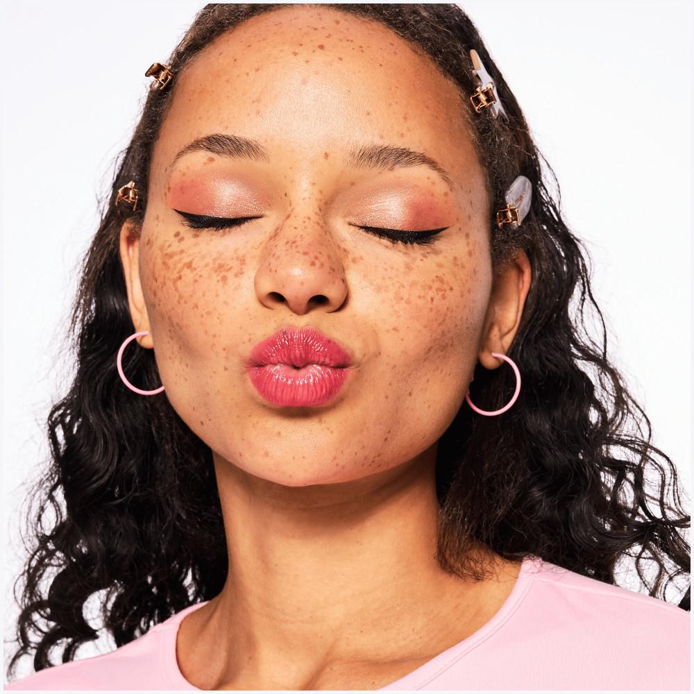 Essence Juicy Bomb Glänzender Butterbalsam - 
