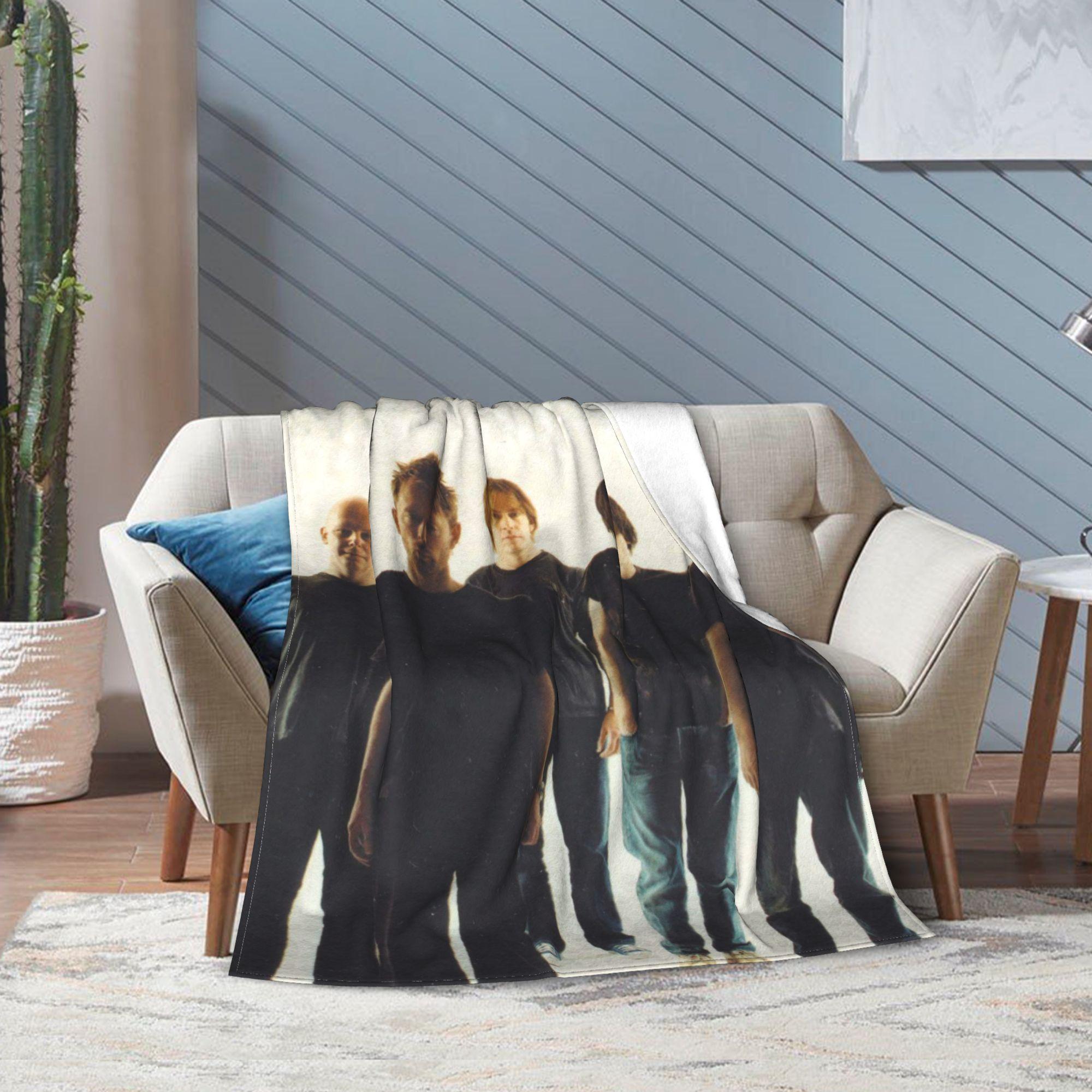 

Super Soft Radiohead rock metal band Throw Blanket Premium Flannel Fleece Lightweight Bed Blanket Cozy Plush Blankets All Season 30x40in