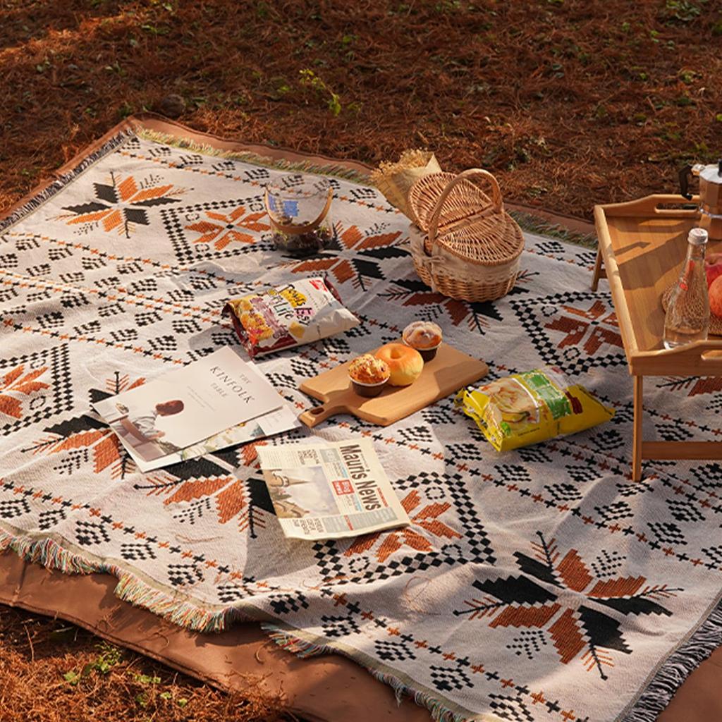 VicBre Leisure Picnic Sofa Table Convenient To Suitable for All Seasons Sheet, Blanket, Rug, Multifunctional, Sheet, Throw, Multi-cover, Bedspread,