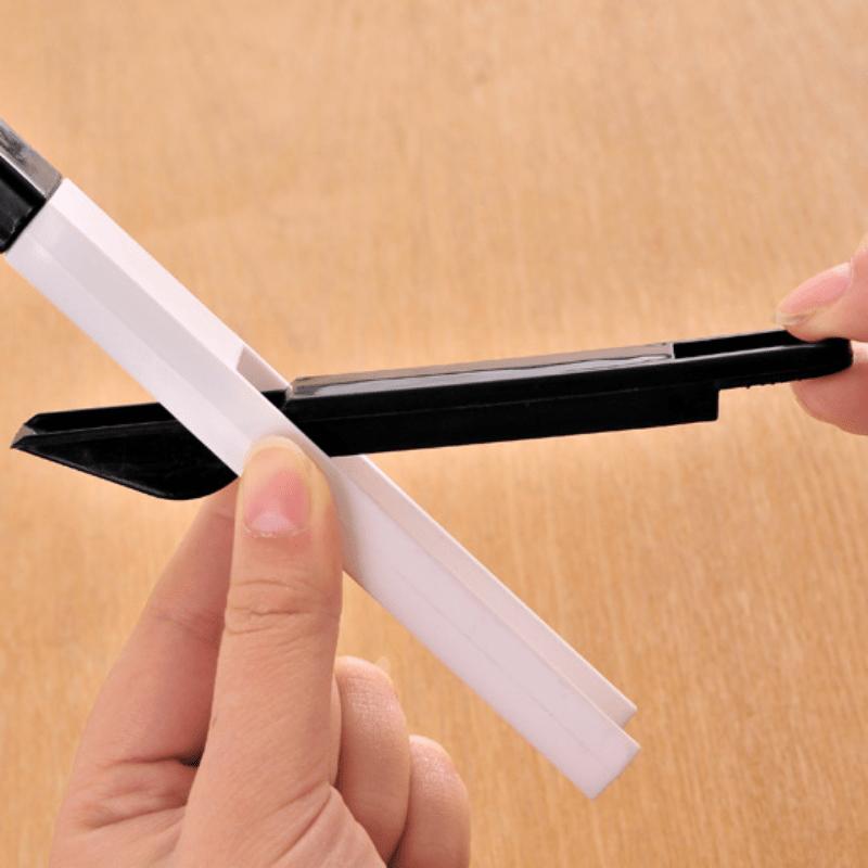 2 Pcs Window Groove Cleaning Brush with Cleaning Dustpan Screen Window Cleaning Tools